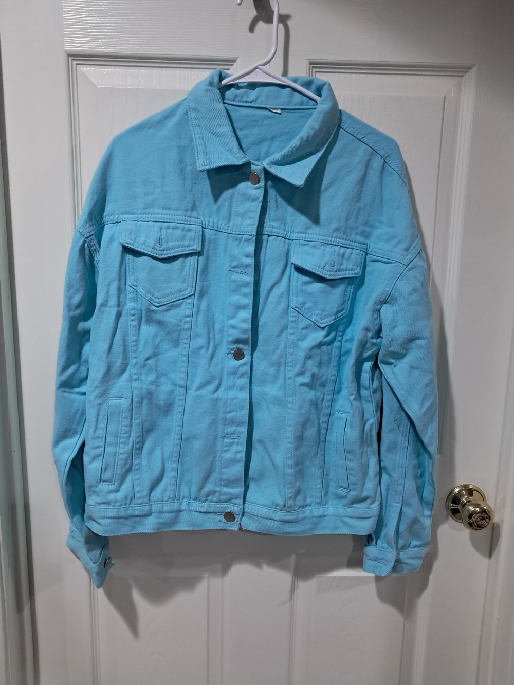 Light Blue Women's Denim Jacket - Casual Button-Up